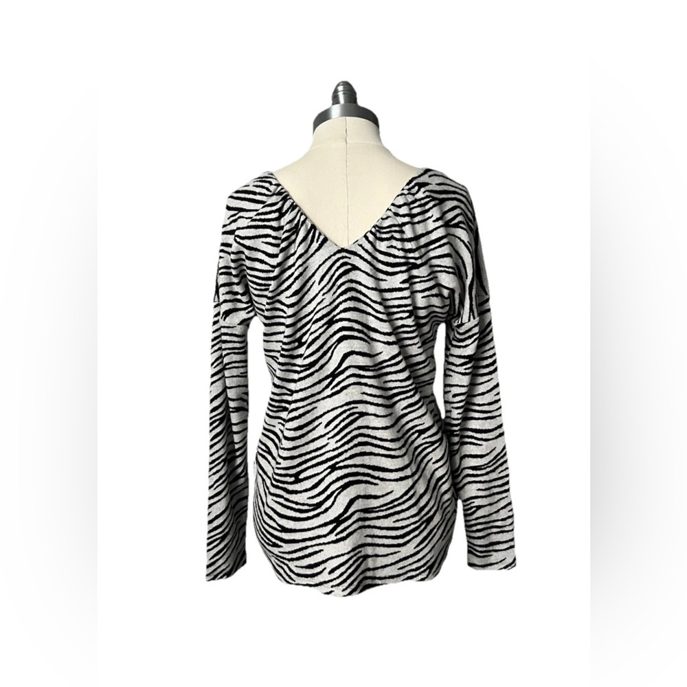 MAEVE Anthropologie Taylor Zebra-Striped Pullover Soft Black White NWT Size XS - Picture 4 of 10